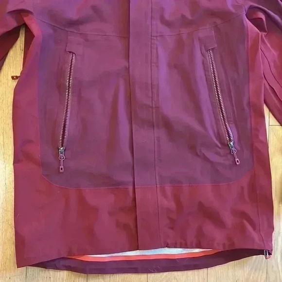 REI shell - Picture 2 of 16